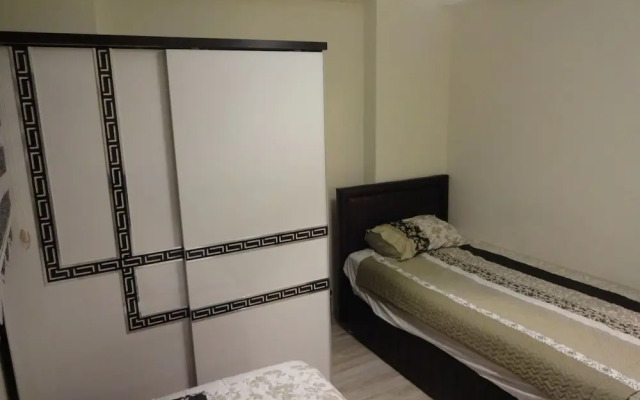 Luxerious Three Bedroom Apartment