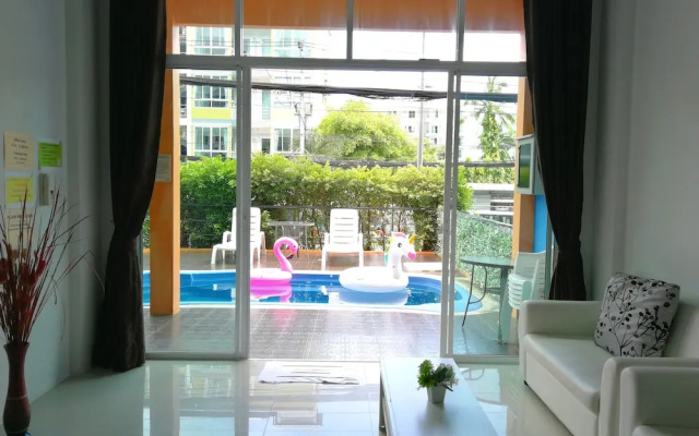 Only Blue Hotel