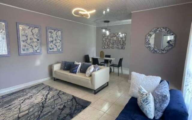 Spacious 2 Bedroomed Semi-detached Fully Furnished Apartment Num01