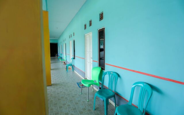 OYO 2692 Penginapan Mba Ros