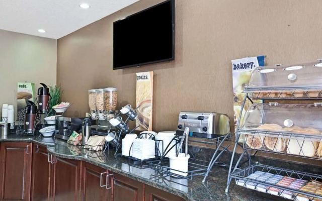 Microtel Inn & Suites By Wyndham Charleston Wv