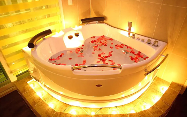 taean badamaru pensyeon