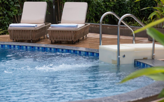Stone Wood Hotel Amboli