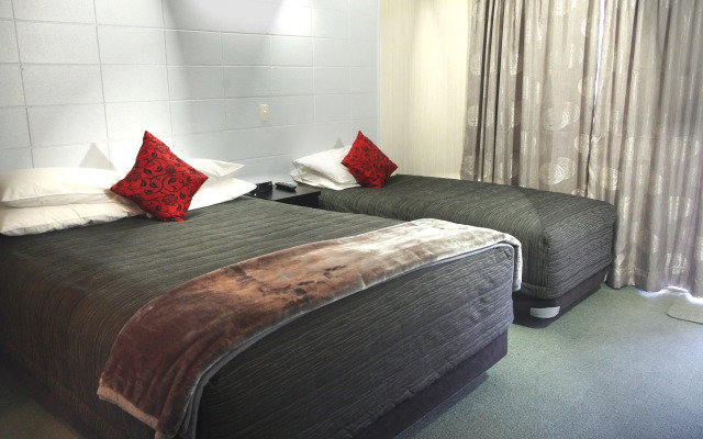Tudor Motor Lodge