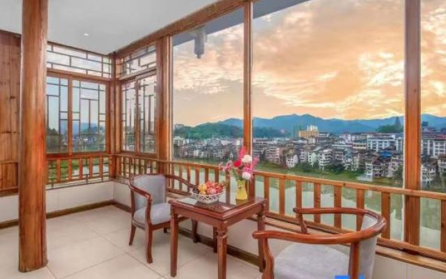 River View Hotel