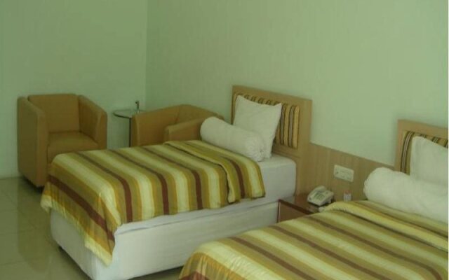 Golden Harvest Hotel
