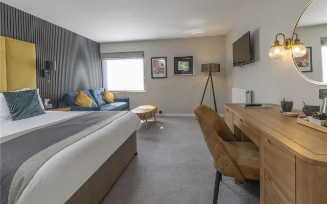 The Crooklands, BW Signature Collection