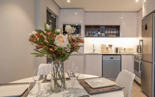 16 On Bree Unit 1713