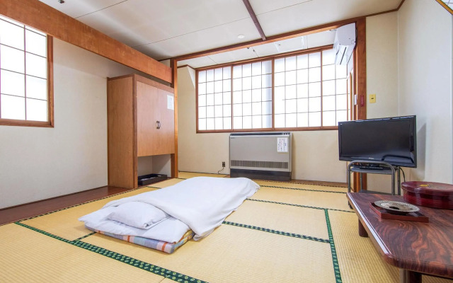 Kyodo Omachi Building Omachi-So