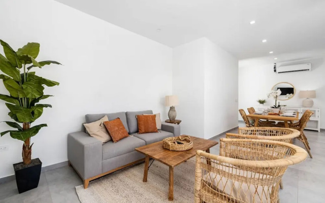 Newly Built Private Pool 3BR Parking Wi-fi