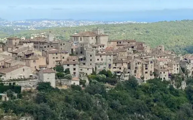 Charmant appartement au cœur du village