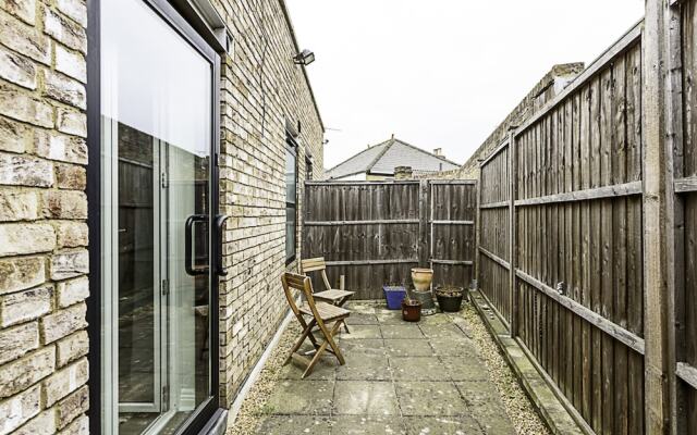 Gorgeous Roehampton Flat