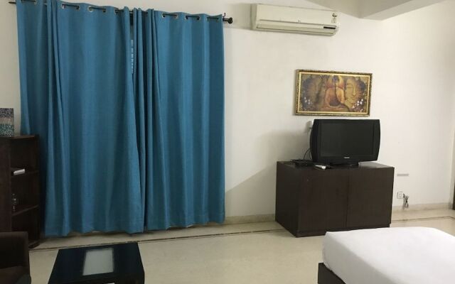The Essence Suite