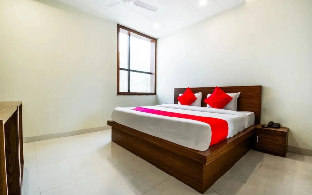 Mark Inn by OYO Rooms