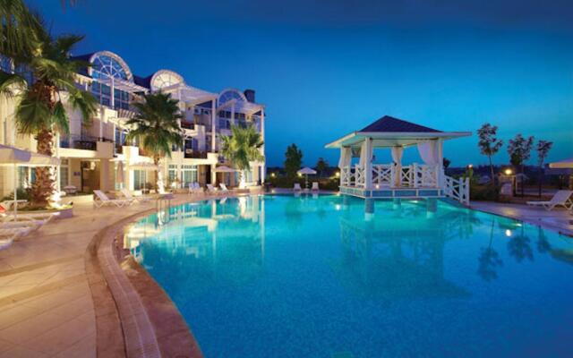 Seahorse Deluxe Hotel
