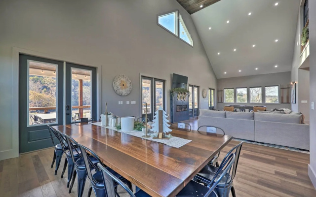 Lavish Riverfront Escape w/ Gas Grill!