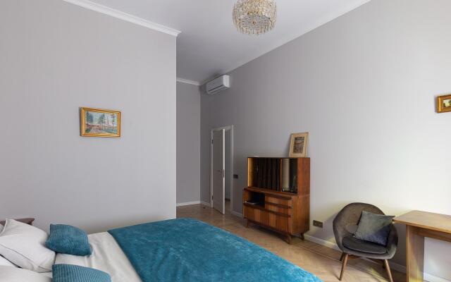 Апартаменты на улице Большая Конюшенная