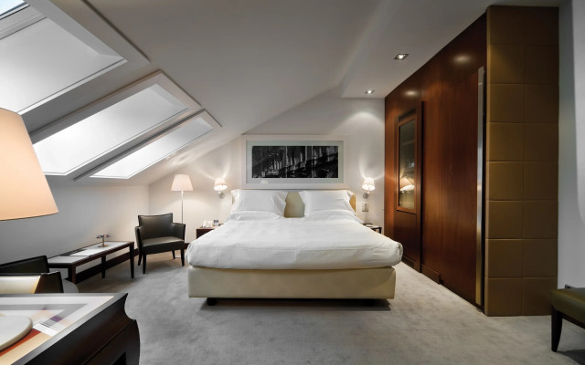 Unahotels Cusani Milano