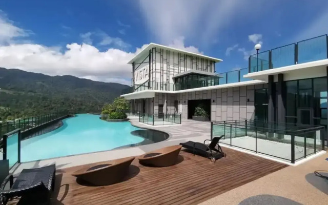 MU Vista – 360 Skypool Superior Suite