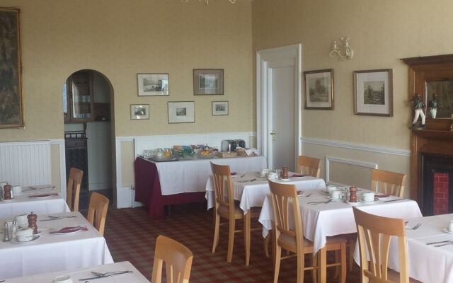 Hunters Quay Hotel