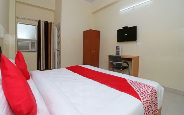 Hotel Crosswind By OYO Rooms