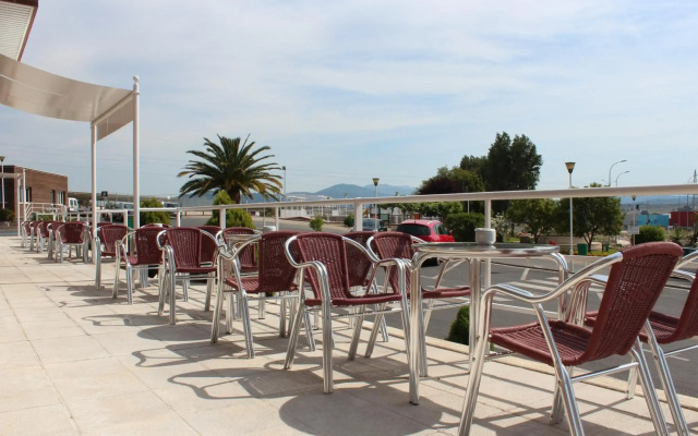 Hotel Azar