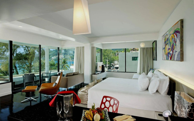 B-Lay Tong Beach Resort