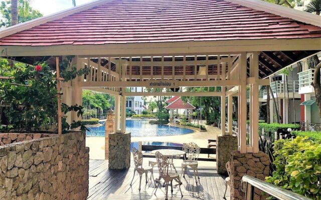 Metro Jomtien Condotel - Sleeps 2