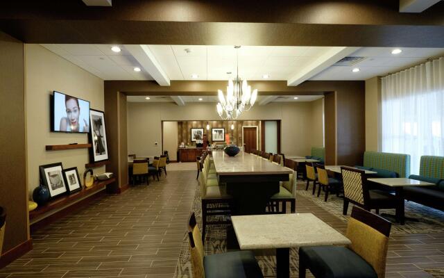 Hampton Inn Green Bay Downtown