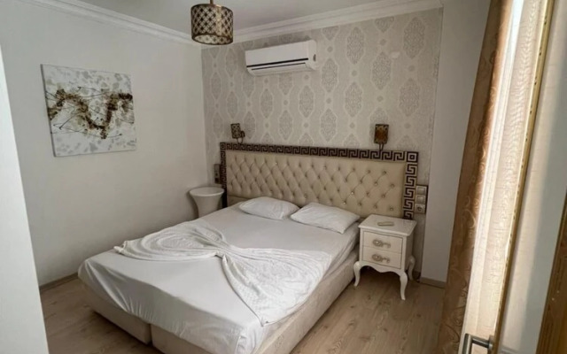 Flat Near Beach in Didim With Shared Pool