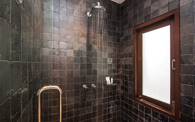 Nirano Villa 22 2 Beds