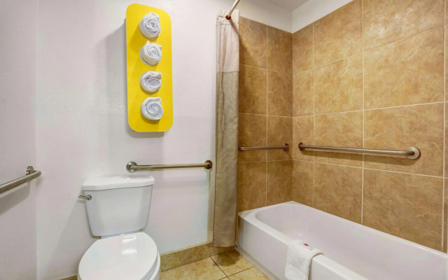 Motel 6 Espanola, NM