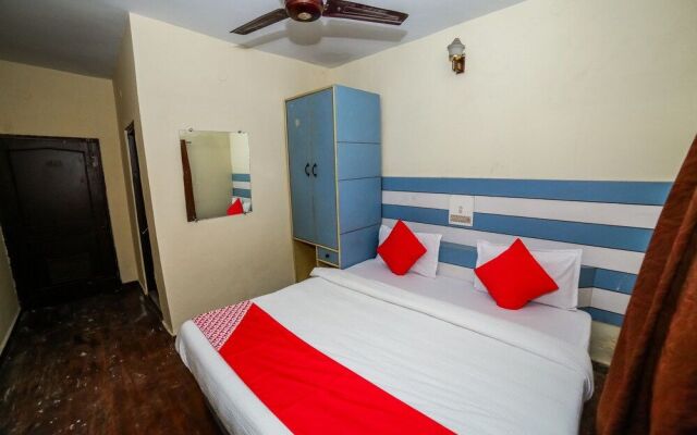 OYO 16947 Hotel Banjara