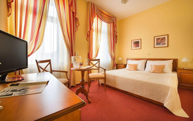 Hotel Podhrad