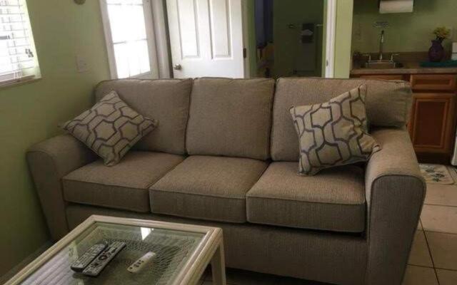 Seahorse Beach Bungalows