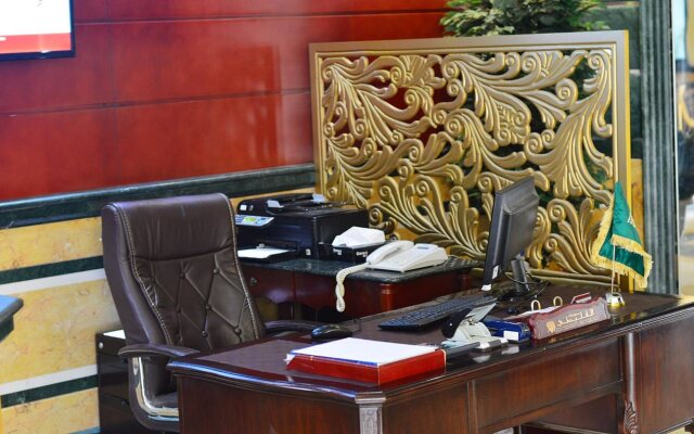 Golden Hotel