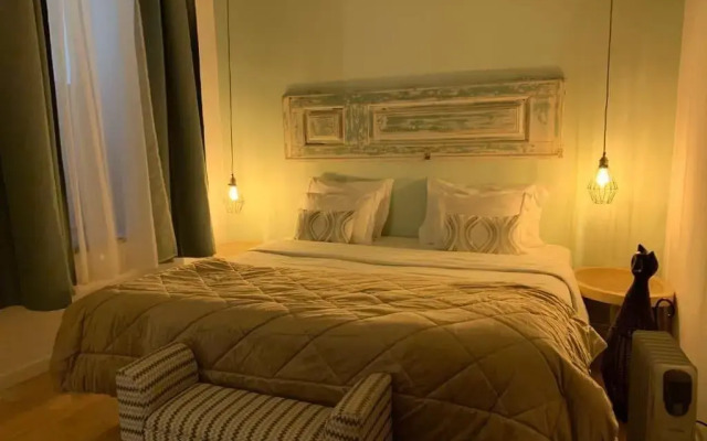 Old Town Lx Suites