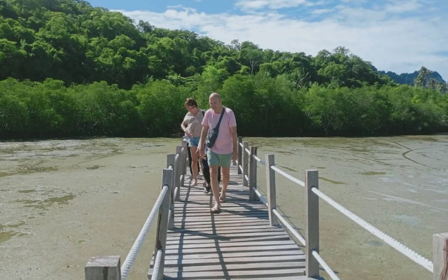 Bansabai pool  Villa (Local Tour)