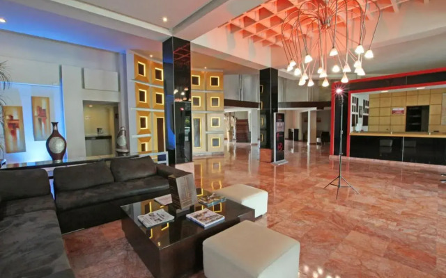 Hotel Colon Plaza Business Class