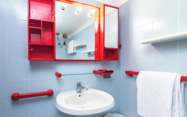 I Fari 124 600m From The Beach