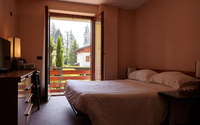 Active Hotel