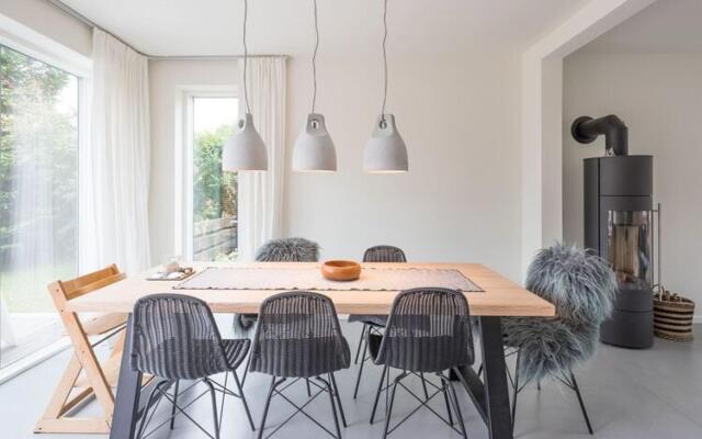 charming holiday home in the small fishing village of Tönning