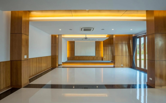 Sann View Hotel