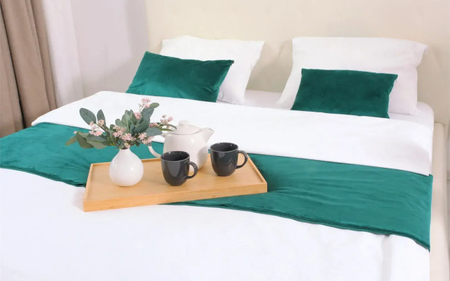 AHause на Готвальда 24