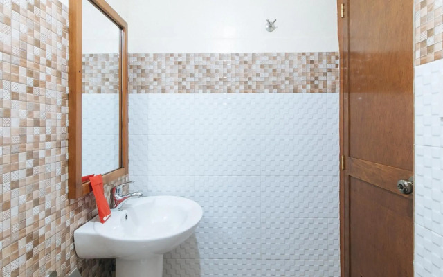 RedDoorz Plus near Johnson and Johnson Paranaque
