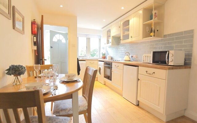Honeystone Cottage, MORETON IN MARSH