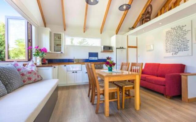 Tasman Village Cottage