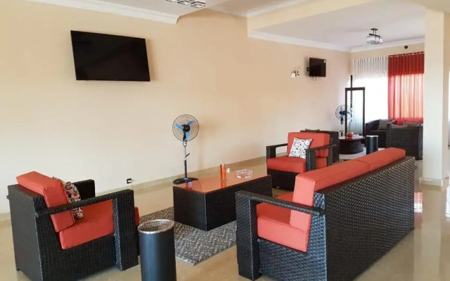 Select Hotel