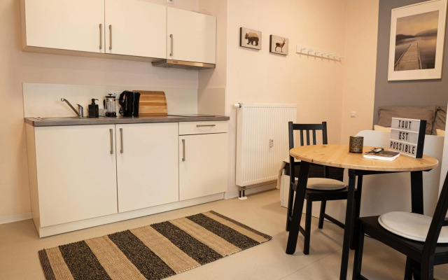 FULL HOUSE Studios - CityView Apartment - NETFLIX + WiFi inkl.