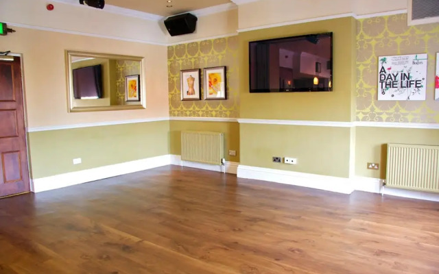 Fernhurst Lodge by Greene King Inns